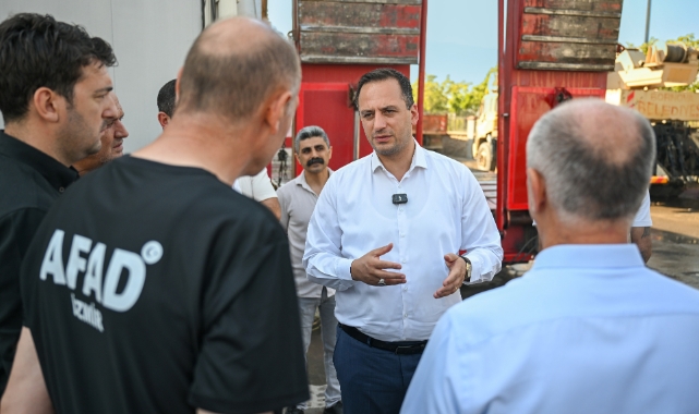 Bornova Belediyesi’nin yangınla mücadelesi büyük takdir topladı