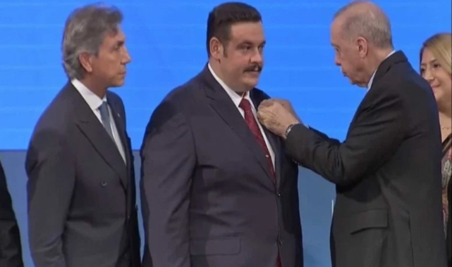 AK Parti kongresinde şok eden uyarı: 'Bana bak...'