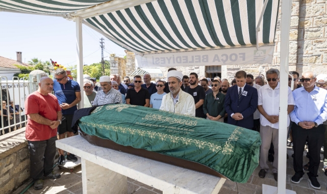 Foça’nın efsane başkanının oğlu son yolculuğuna uğurlandı