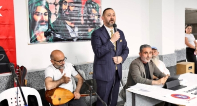 Karşıyaka'da maaş krizi sürüyor: Bir tepki de AKP'li Ünal'dan geldi!