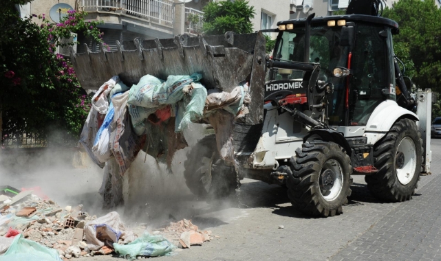 Karşıyaka’da sokaklara moloz atanlara 92 bin TL ceza!