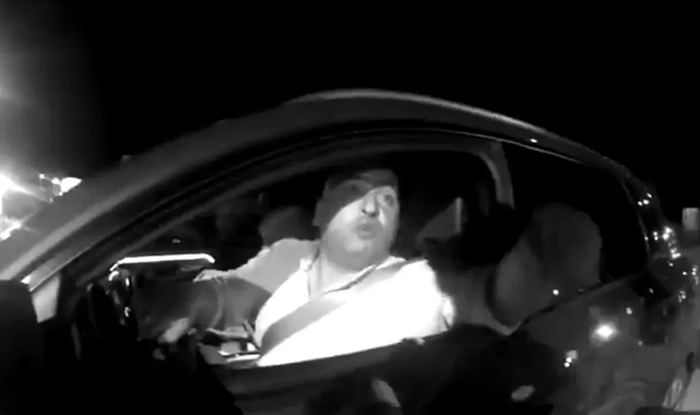 Kimlik kontrolünde kriz: AKP'li başkan jandarmaya hakaretler savurdu