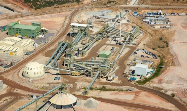 Uşak'ta çevre alarmı: Susuzluk ve arsenik tehlikesi bir arada!