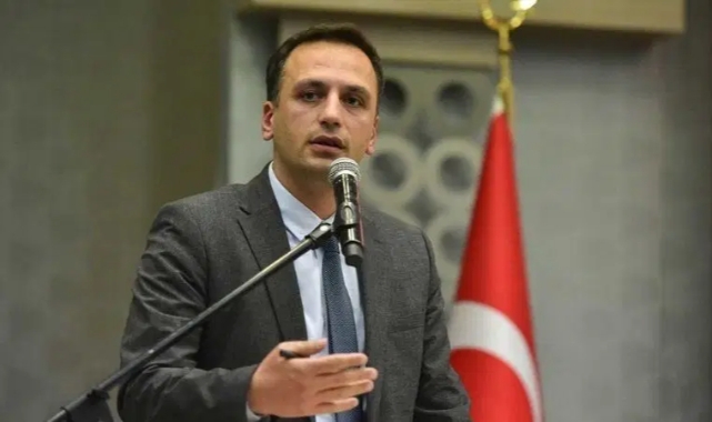 Kendisine 'hadsiz' demişti: Başkan Eşki, AKP'li vekili topa tuttu!