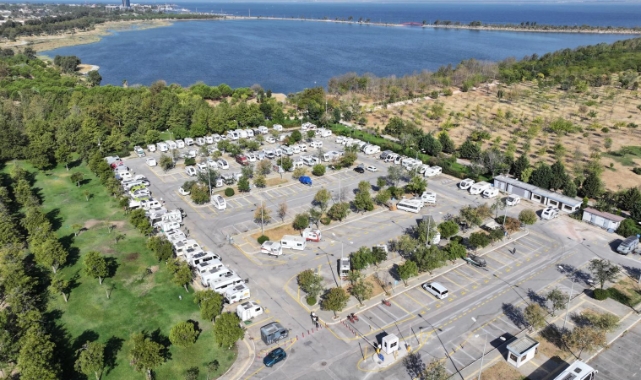 Karavancıların tercihi İnciraltı Karavan Parkı