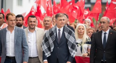 Başkan Tugay, “Cumhuriyet Her Yerde” kutlamalarına katıldı