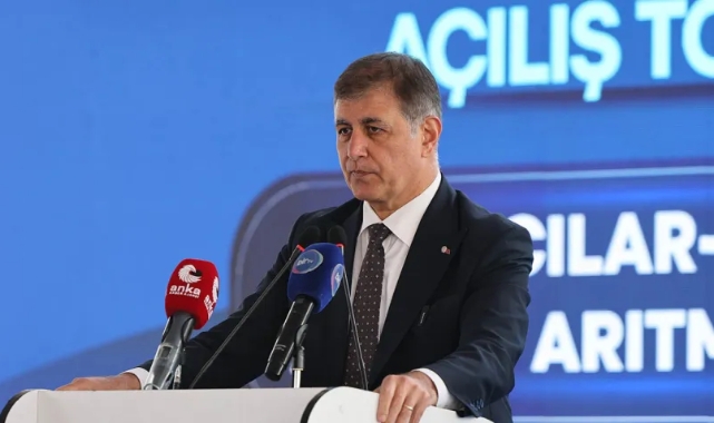 Başkan Tugay'dan merkezi hükümete sitem: Basit şeylerden bile sorun çıkarıyorlar!