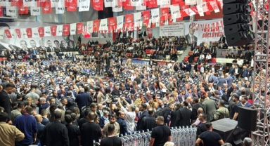 CHP'li Bayır'dan sert 'kongre' eleştirisi: Vicdanları sızladı mı acaba?