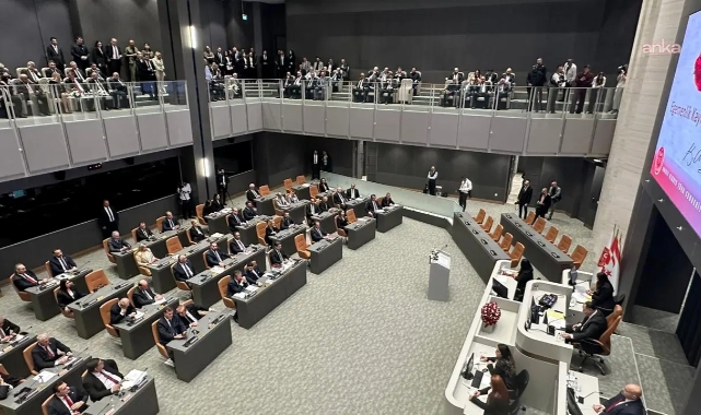 Erhürman yeminini etti, göreve resmen başladı!