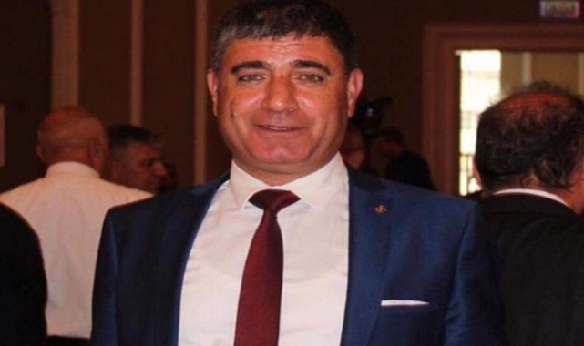 İstifa edeceğini açıklamıştı: CHP’li Yüzer, kararından vazgeçti!