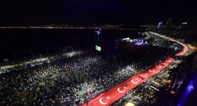 İzmir Emniyet Müdürlüğü duyurdu: 29 Ekim'e özel trafik düzenlemesi!