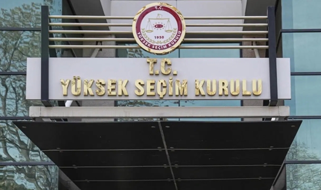 Kritik kongreye bir gün kala mahkeme durdurma talep etti