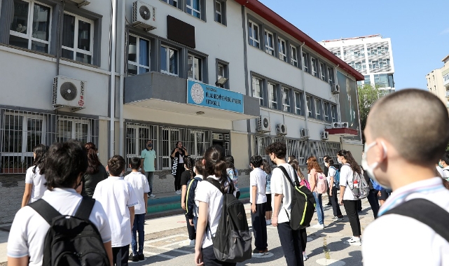 MEB'den yeni skandal: Ortaokulda 'şeriat' propagandası!