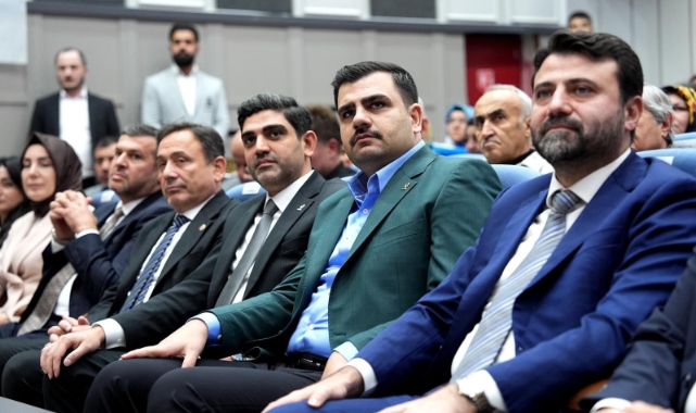 AK Partili İnan'dan CHP'ye 'tezkere' çıkışı: Esad'ın yanına koşmak isteyenler buyursun!