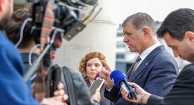 Başkan Tugay, gerginliğe son verdi: Onur Başkan değer verdiğim başkanlardan birisi