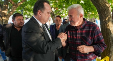 Fatih Mahallesi Dönüşüyor: Başkan Besim Dutlulu Vatandaşlarla Buluştu