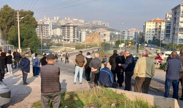 Harmandalı sakinleri çöpe karşı nöbette: Hak, Hukuk, Adalet nerede?