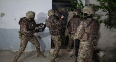 İzmir'de 'Saraçlar' suç örgütüne operasyon: 21 kişi yakalandı!