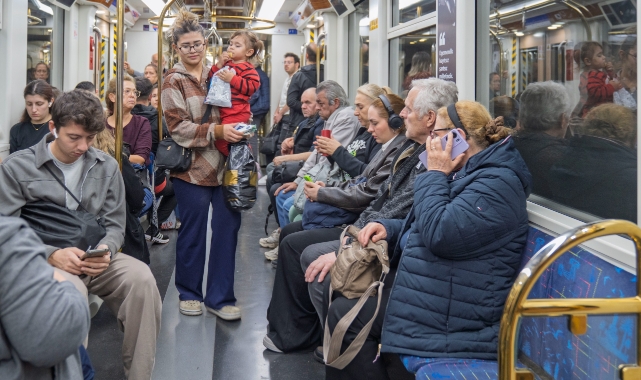 İzmir Metrosu’nda kesintisiz iletişim dönemi başladı
