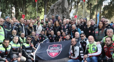 Karşıyaka’da anlamlı etkinlik: Üç vatan toprağı, Zübeyde Anne’nin huzurunda buluştu!