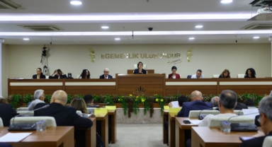 Muhtarların ilçe değişim talebi Karabağlar Meclisi'nde: Hepimiz Karabağlarlıyız