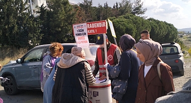 TİP İzmir, çocuklar için sokağa çıktı: Lütuf değil, devletin görevi!