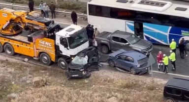 Ankara'da korkunç kaza: Vinç 13 araca çarptı!