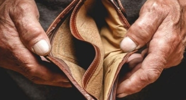 Asgari ücret, emekçinin eline geçmeden eridi: Açlık sınırı 30 bini geçti!