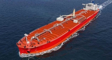 Bakırköy açıklarında iki tankerden acil durum çağrısı yapıldı