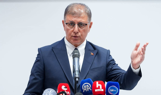 Başkan Tugay'dan Acar'a 'talihsiz açıklama' çıkışı!