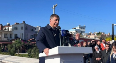 Başkan Tugay'dan AKP'li Çankırı'ya: Çok dindarsınız ya...