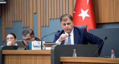 Başkan Tugay'dan 'havuz sistemi' açıklaması: Verimlilik odaklı bakıyoruz!