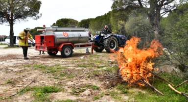 Büyükşehir’in köylere dağıttığı tankerler ormanları kurtarıyor