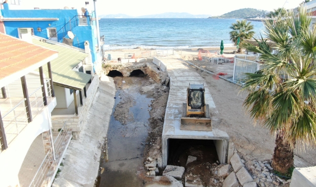 Foça'da 30 yıllık altyapı sorunları çözüme kavuşuyor