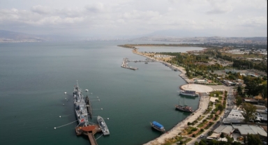 İZDENİZ'den 'körfez temizliği' için ihale!