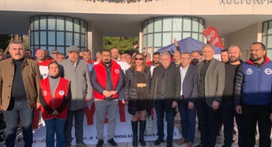 İzmir'de dayanışma büyüyor: DİSK çadırına anlamlı ziyaret!