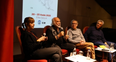 Mizah Nefes Aldırır: 9. İzmir Mizah Festivali panellerle devam etti