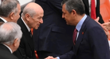 TBMM'de bütçe görüşmelerinin son günü: Özel, DEM ve MHP ile tokalaşmadı