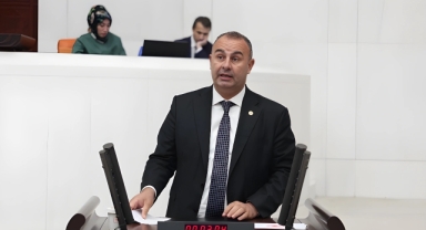 CHP'li Arslan'dan iktidara çağrı: İzmir halkına hizmet etmek istiyorlarsa...