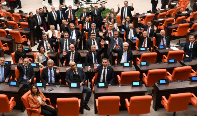 CHP'nin 'emekli' eylemi, 12'nci gününde!