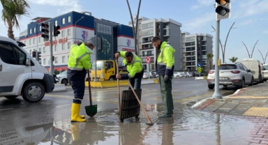 Çiğli Belediyesi Fırtına ve Sağanağa Karşı Seferber Oldu