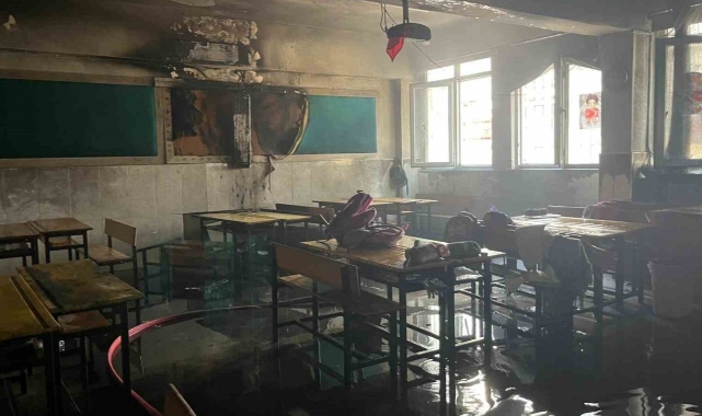 İlkokulda yangın paniği: Okul iki gün tatil edildi!