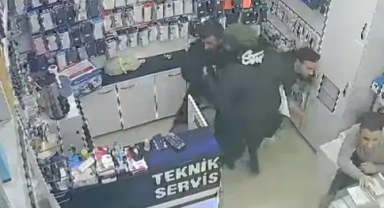 İş hanında silahlı çatışma: Çok sayıda polis sevk edildi!