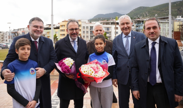Kemalpaşa'ya 'gençlik merkezi' müjdesi!