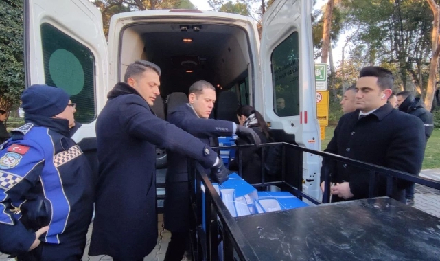 Paylaşımlı yolculuk için İzmir’de dev adım: 48 bin dilekçe teslim edildi!