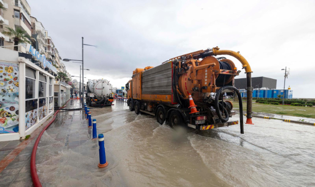 Basınç 991 mb’a düştü, deniz 85 santimetre yükseldi!