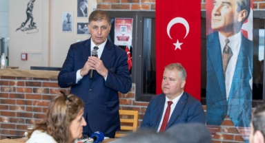 Başkan Tugay'dan 'İzmir-Avrupa' kıyaslaması: Karalamaya 'siyaset' diyorlar!