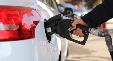 Benzine zam geliyor!