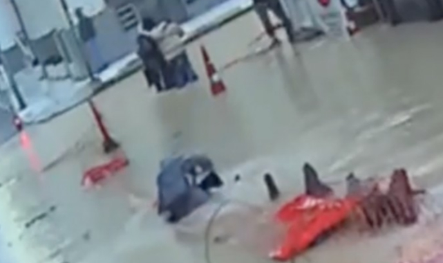 Bir vatandaş çukura düşmüştü: İzBB'den GDZ'e 100 bin TL'lik ceza!