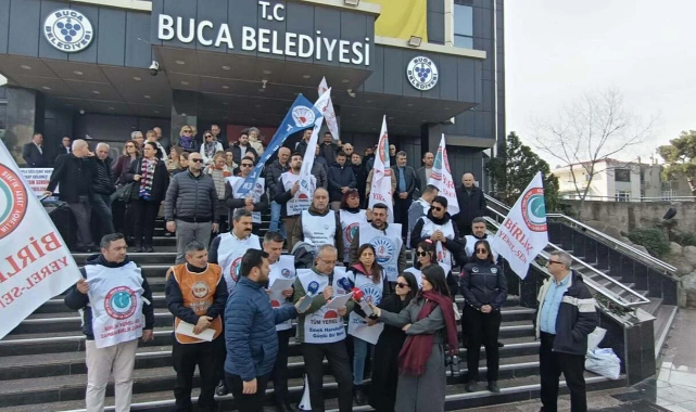 Buca'da memurların eylemi sürüyor: Tam gün iş bırakılacak!